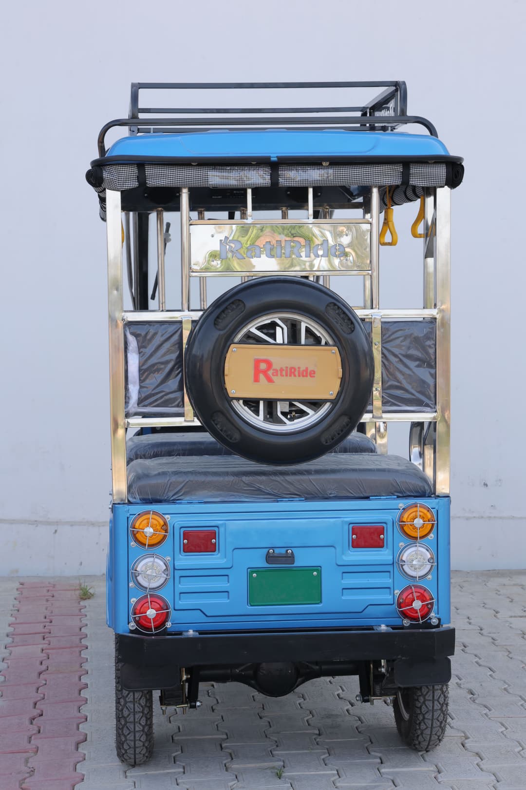 Image 4